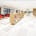 辦公室實木閱讀室半墻木柜設(shè)計
