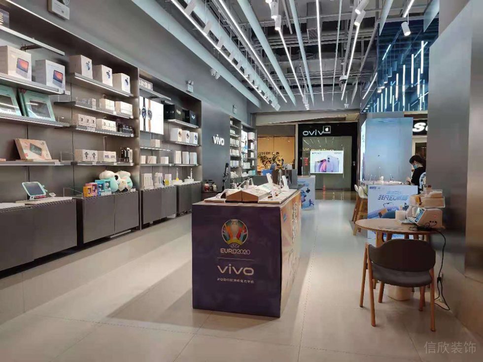 深圳羅湖現(xiàn)代風格vivo專賣店裝修墻邊展柜