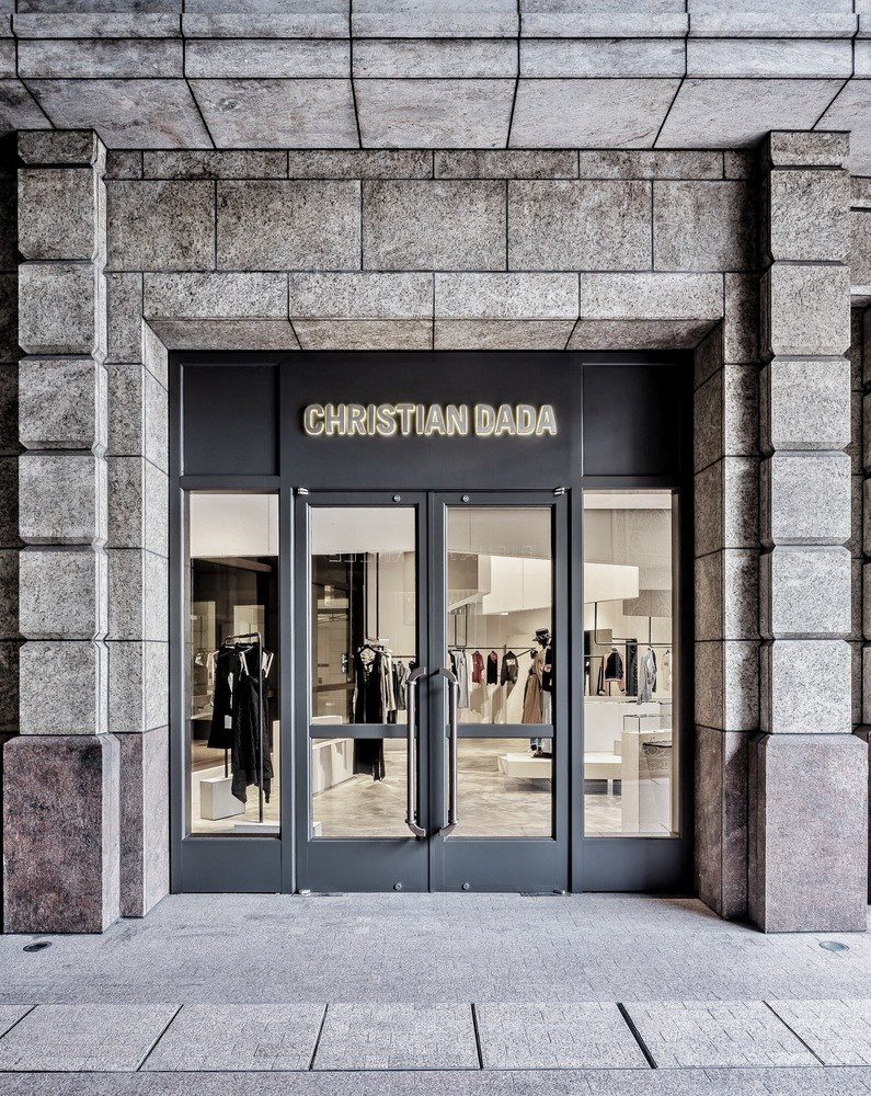 深圳市寶安區(qū)西鄉(xiāng)巨星御用品牌 Christian Dada 臺(tái)灣首間旗艦店復(fù)古門廳裝修設(shè)計(jì)效果圖