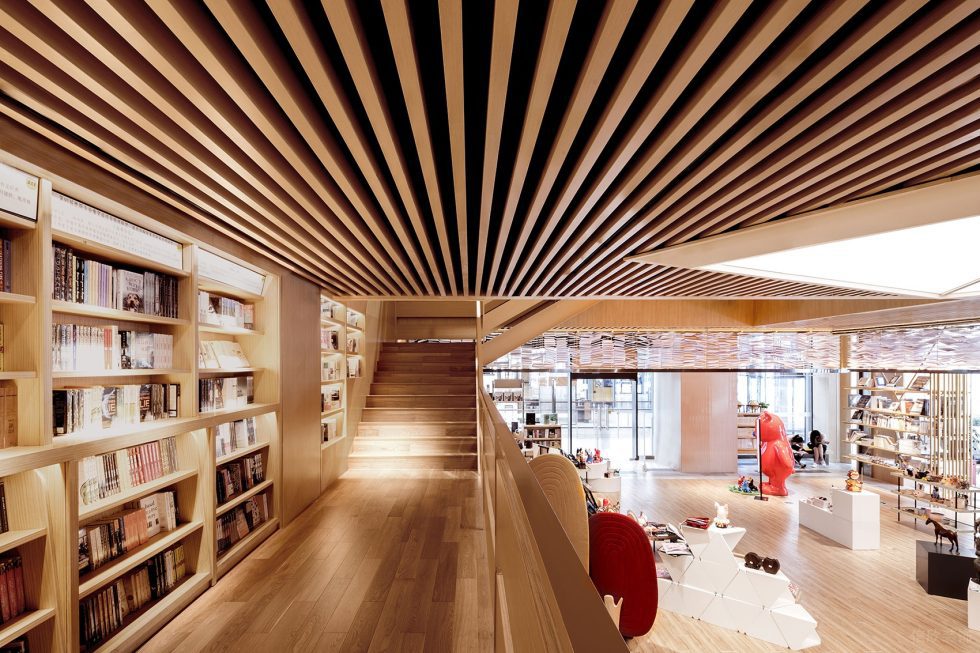 深圳市羅湖區(qū)銀湖現(xiàn)代風(fēng)原木風(fēng)書店裝修設(shè)計 二層視角